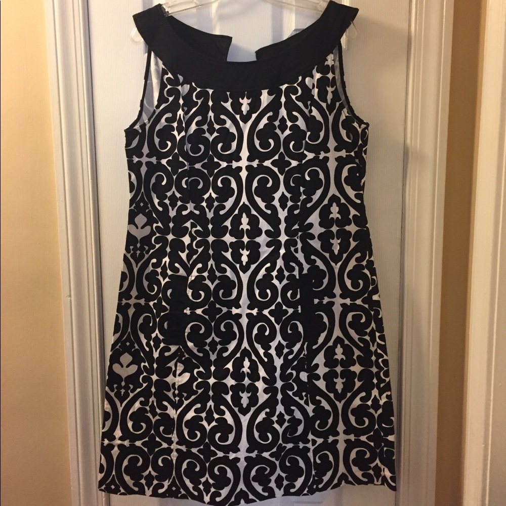 Dressbarn B/W dress w/ pockets (size 16)